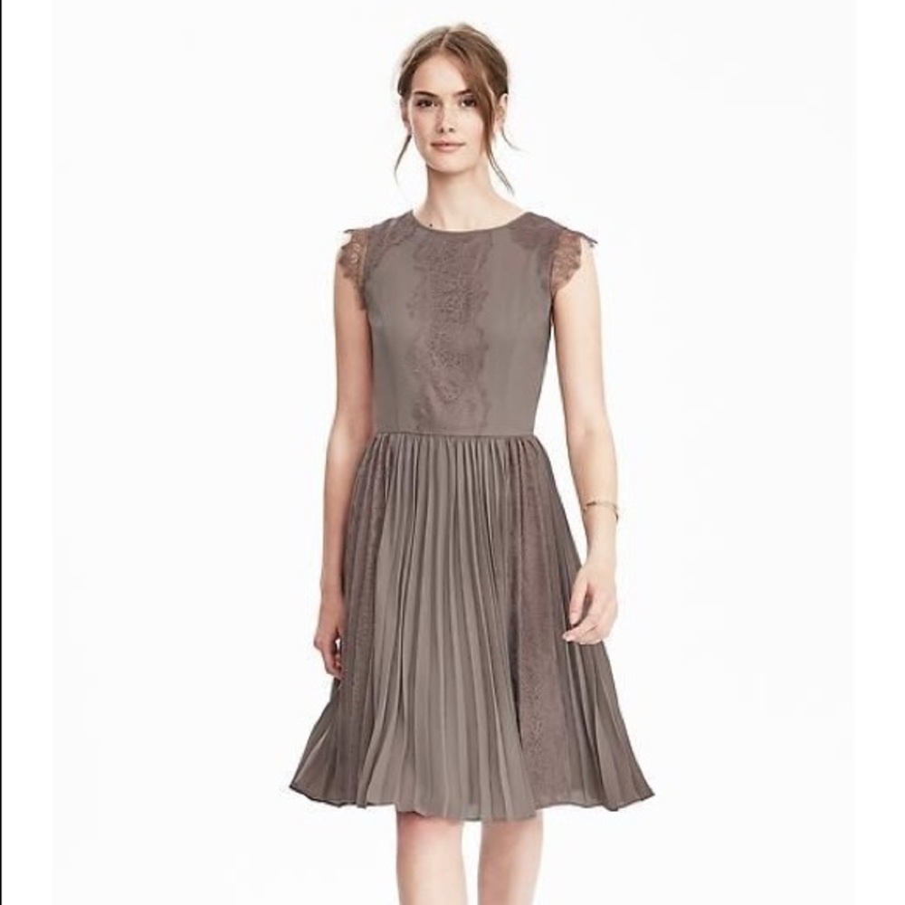 Banana Republic Taupe Cap Sleeve Lace Dress 0